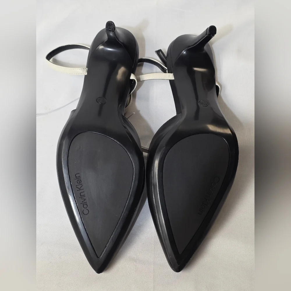 Calvin Klein Ginelly Black and Cream Women's Dress Heels Womens Size 11 New